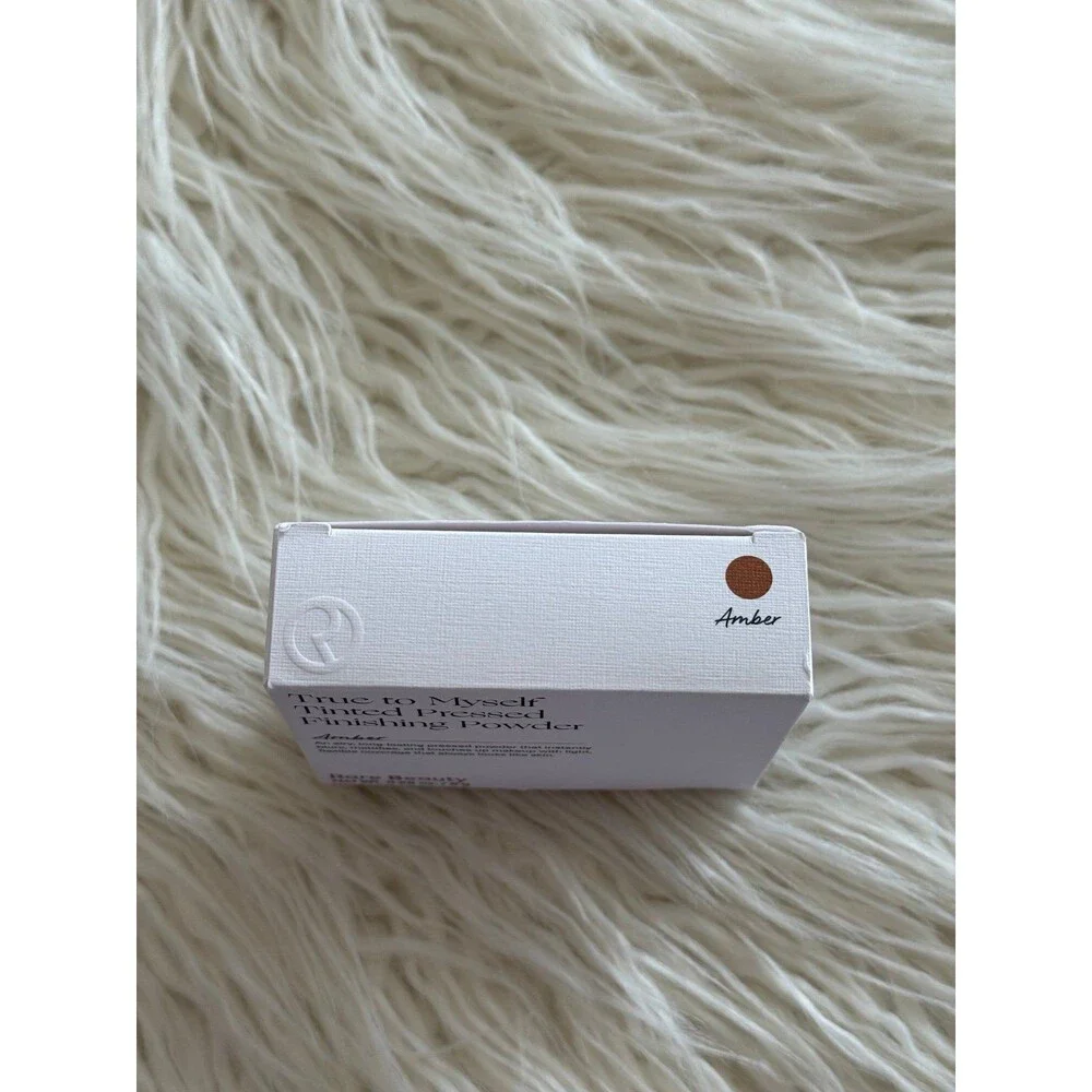 Rare Beauty True to Myself Tinted Pressed Talc-Free Finishing Powder Amber